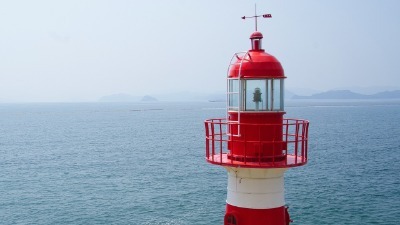 lighthouse-top