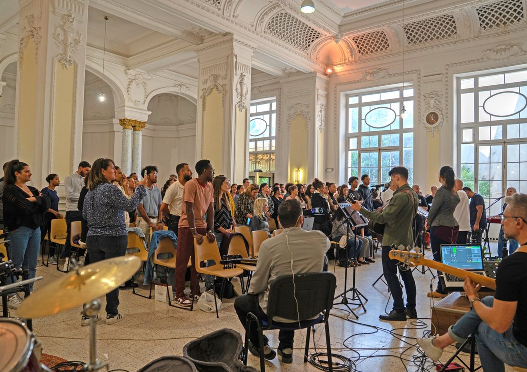 Worship1